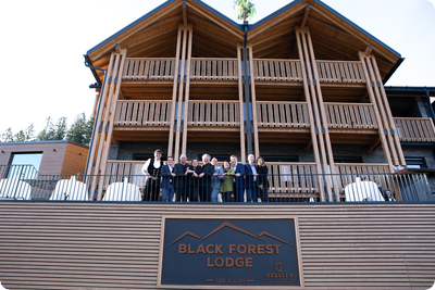 Black Forest Lodge erfolgreich erweitert
