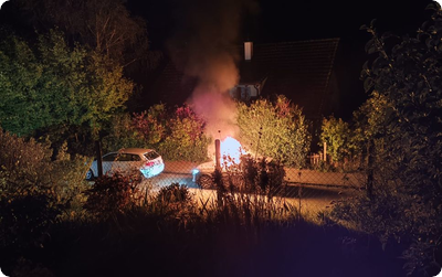 Auto brennt