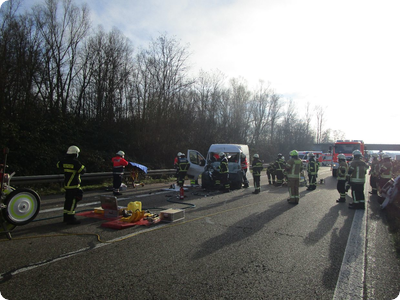 A 5 nach Verkehrsunfall gesperrt