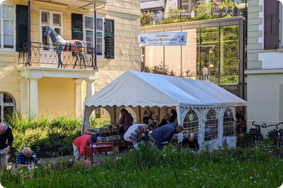 Bücherflohmarkt