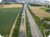 Rauschenbächlein tritt über die Ufer und überflutet Teile der Autobahn