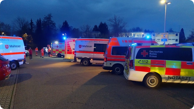 Vier Transporte in Klinik bei Brand