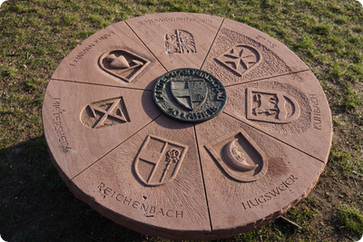 Stadtteilstein jetzt auf dem Schutterlindenberg